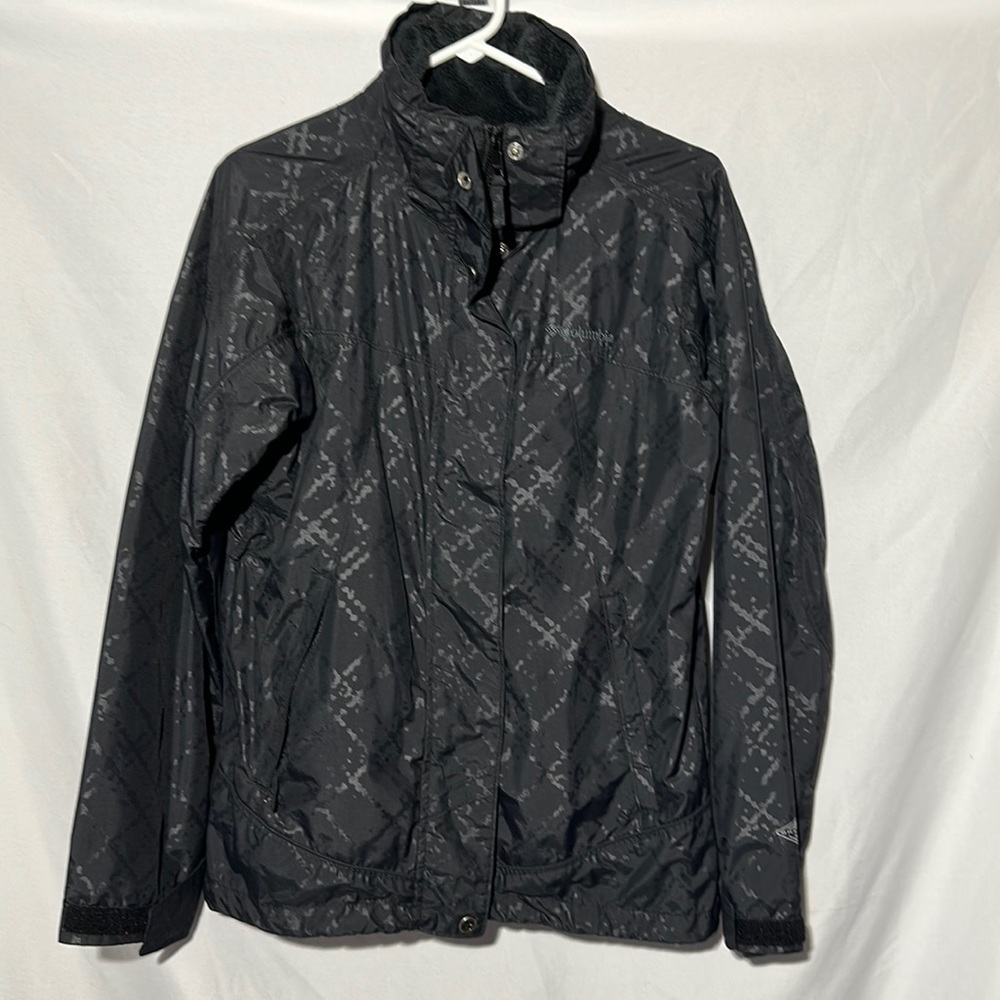 Columbia women’s medium black gray full zip no hood interchange rain jacket